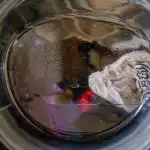 Per anni ci siamo tormentati con la muffa in lavatrice,